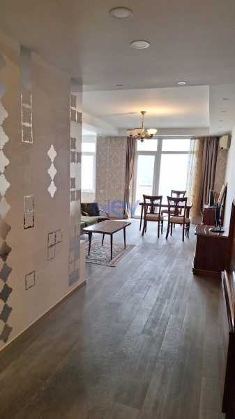 Aylıq Kirayə 2 otaqlı Yeni Tikili bina evi  90m², Bakı