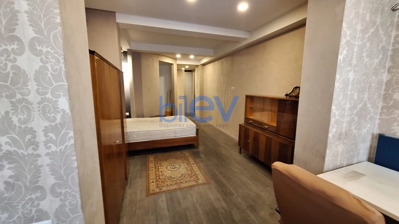 Aylıq Kirayə 2 otaqlı Yeni Tikili bina evi  90m², Bakı