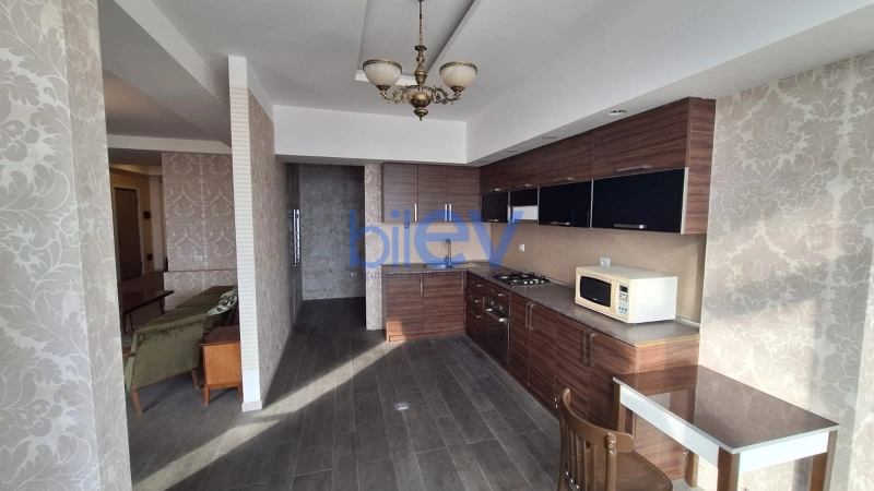 Aylıq Kirayə 2 otaqlı Yeni Tikili bina evi  90m², Bakı