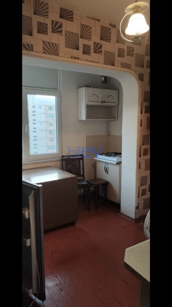 Aylıq Kirayə 2 otaqlı Köhnə Tikili bina evi  55m², Bakı