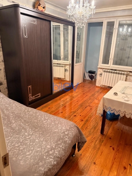 Aylıq Kirayə 3 otaqlı Köhnə Tikili bina evi  80m², Bakı