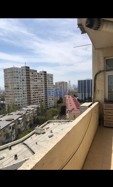 Aylıq Kirayə 3 otaqlı Yeni Tikili bina evi  125m², Bakı
