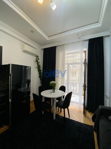 Aylıq Kirayə 2 otaqlı Yeni Tikili bina evi  60m², Bakı