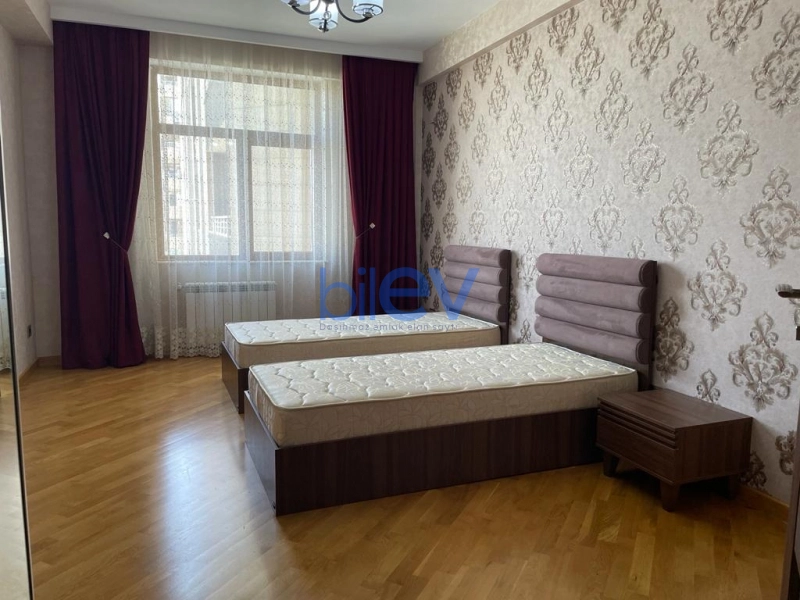 Aylıq Kirayə 3 otaqlı Yeni Tikili bina evi  125m², Bakı