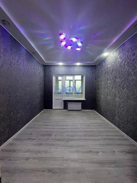 Aylıq Kirayə 4 otaqlı Köhnə Tikili bina evi  100m², Bakı