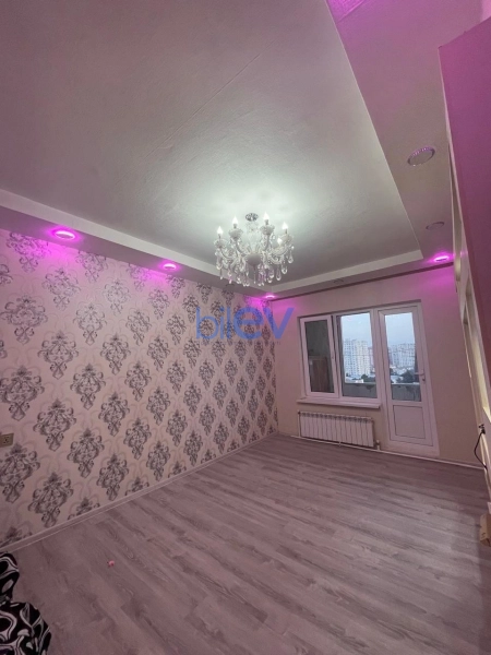 Aylıq Kirayə 4 otaqlı Köhnə Tikili bina evi  100m², Bakı