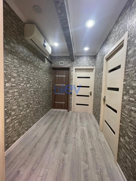 Aylıq Kirayə 4 otaqlı Köhnə Tikili bina evi  100m², Bakı