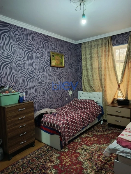 Aylıq Kirayə 3 otaqlı Köhnə Tikili bina evi  80m², Bakı