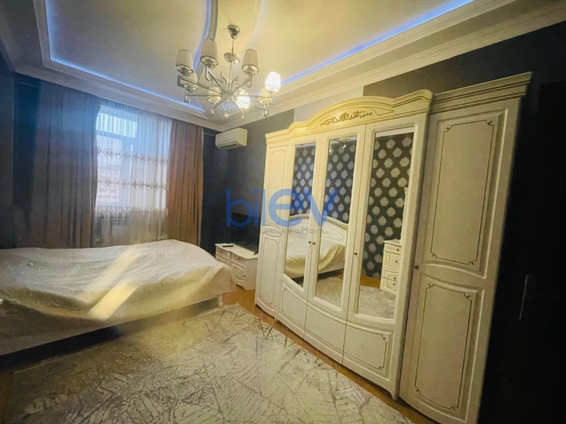 Aylıq Kirayə 2 otaqlı Yeni Tikili bina evi  90m², Bakı