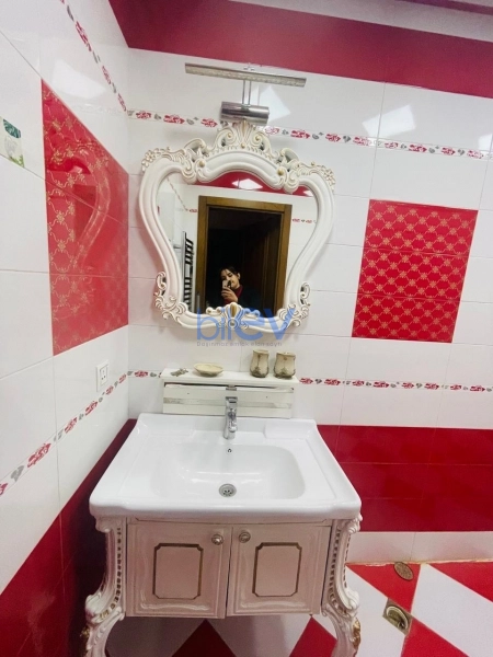 Aylıq Kirayə 2 otaqlı Yeni Tikili bina evi  90m², Bakı