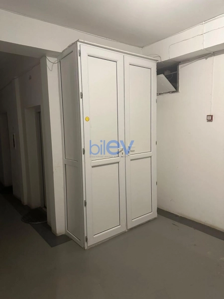Aylıq Kirayə 2 otaqlı Yeni Tikili bina evi  90m², Bakı