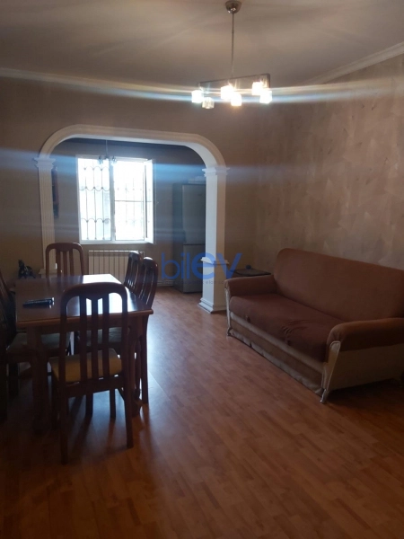 Aylıq Kirayə 2 otaqlı Köhnə Tikili bina evi  50m², Bakı