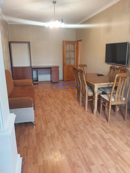 Aylıq Kirayə 2 otaqlı Köhnə Tikili bina evi  50m², Bakı