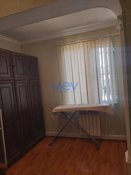 Aylıq Kirayə 2 otaqlı Köhnə Tikili bina evi  50m², Bakı