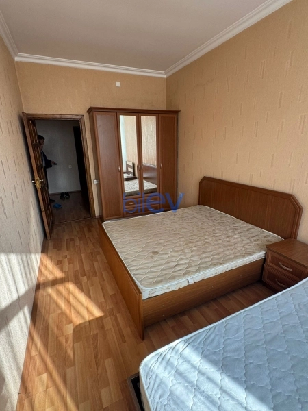 Aylıq Kirayə 2 otaqlı Yeni Tikili bina evi  70m², Bakı