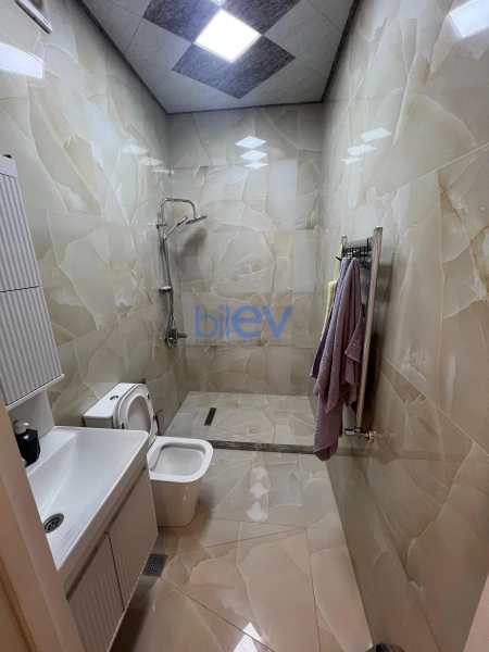 Aylıq Kirayə 2 otaqlı Yeni Tikili bina evi  60m², Bakı