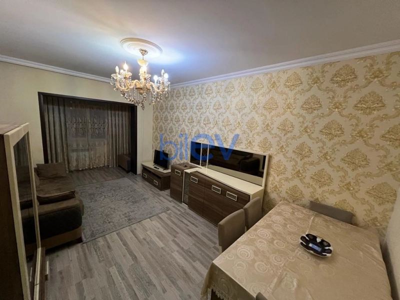 Aylıq Kirayə 3 otaqlı Köhnə Tikili bina evi  70m², Bakı