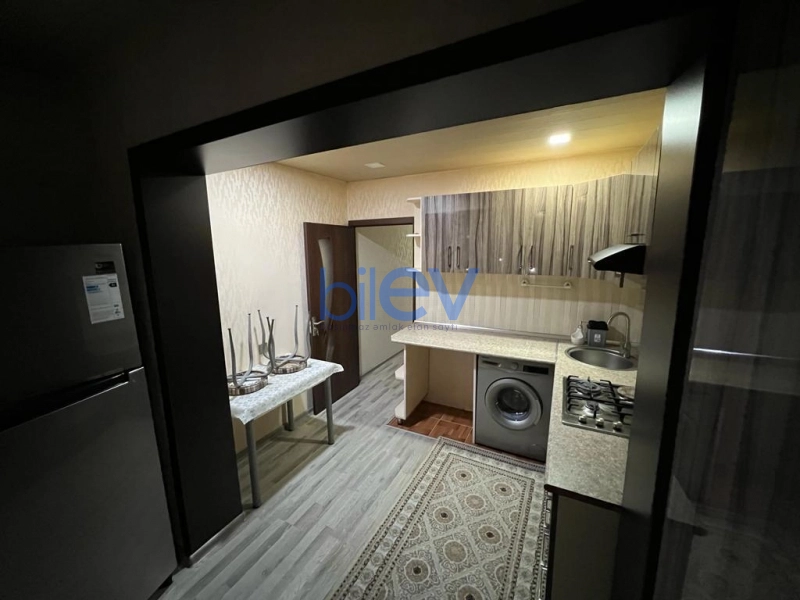 Aylıq Kirayə 3 otaqlı Köhnə Tikili bina evi  70m², Bakı