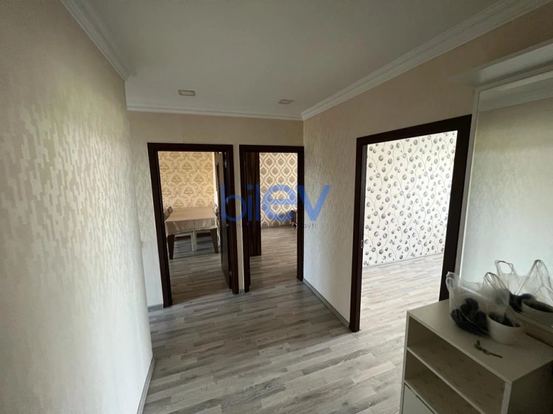 Aylıq Kirayə 3 otaqlı Köhnə Tikili bina evi  70m², Bakı