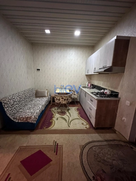 Aylıq Kirayə 1 otaqlı Köhnə Tikili bina evi  33m², Bakı