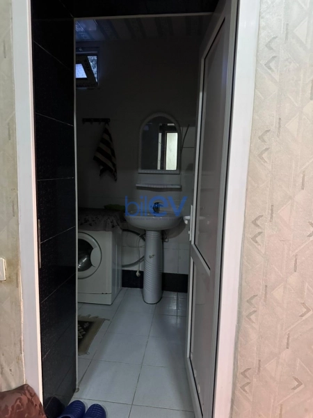 Aylıq Kirayə 1 otaqlı Köhnə Tikili bina evi  33m², Bakı