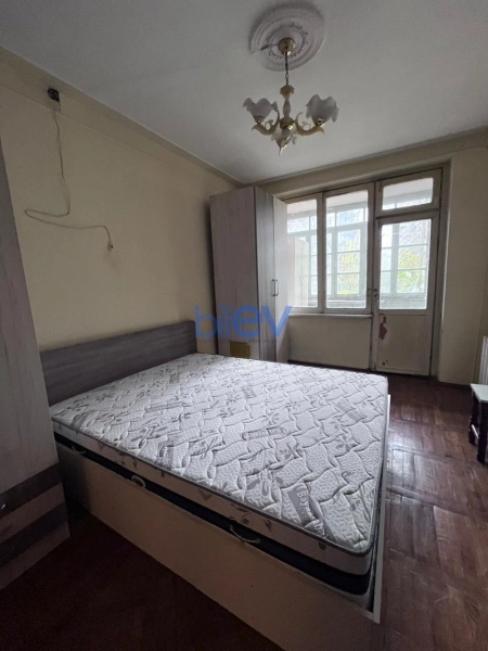 Aylıq Kirayə 2 otaqlı Köhnə Tikili bina evi  80m², Bakı