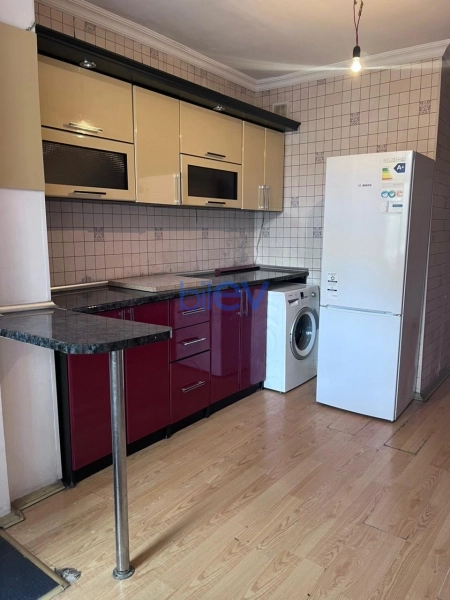 Aylıq Kirayə 2 otaqlı Köhnə Tikili bina evi  80m², Bakı