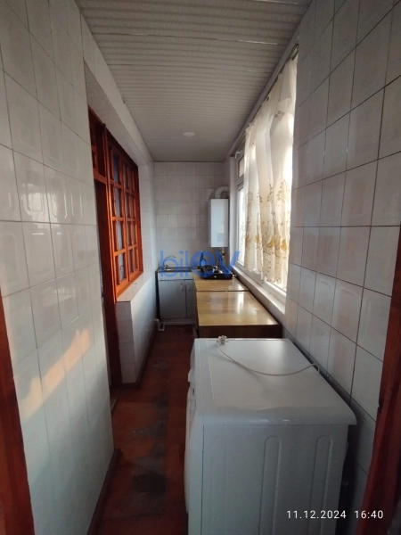 Aylıq Kirayə 3 otaqlı Köhnə Tikili bina evi  65m², Bakı