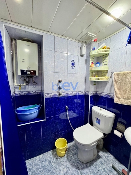 Satış 2 otaqlı Köhnə Tikili bina evi  40m², Bakı