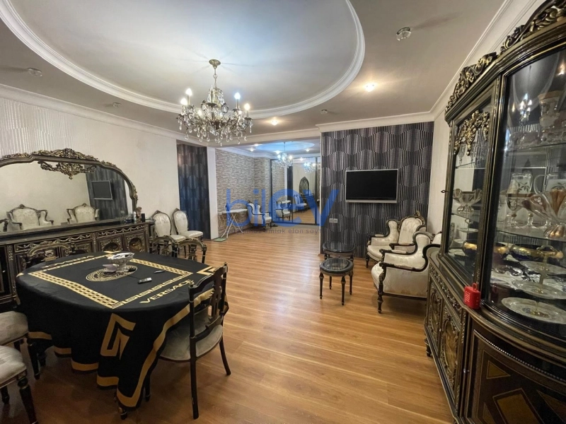Aylıq Kirayə 3 otaqlı Yeni Tikili bina evi  130m², Bakı