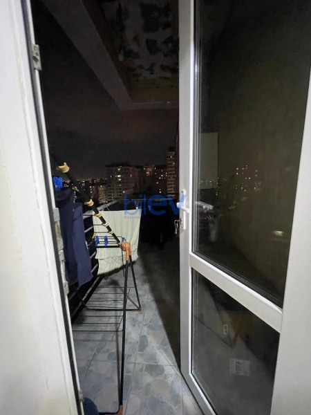 Aylıq Kirayə 3 otaqlı Yeni Tikili bina evi  130m², Bakı