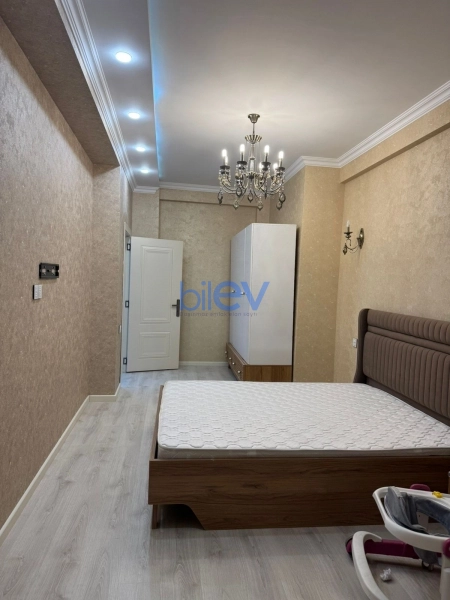 Aylıq Kirayə 4 otaqlı Yeni Tikili bina evi  160m², Bakı