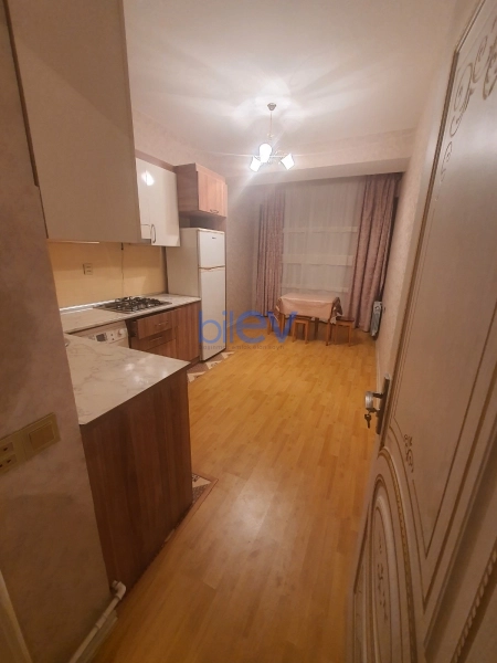 Aylıq Kirayə 2 otaqlı Yeni Tikili bina evi  75m², Bakı