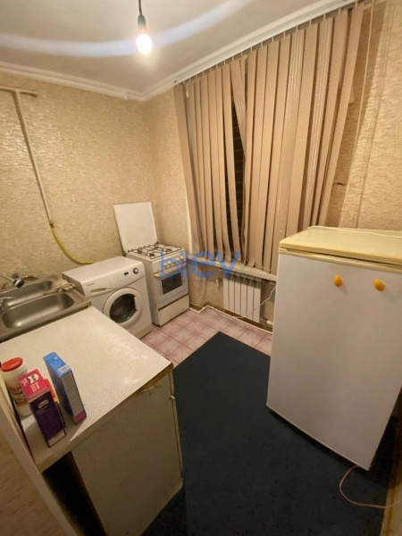 Aylıq Kirayə 1 otaqlı Köhnə Tikili bina evi  35m², Bakı