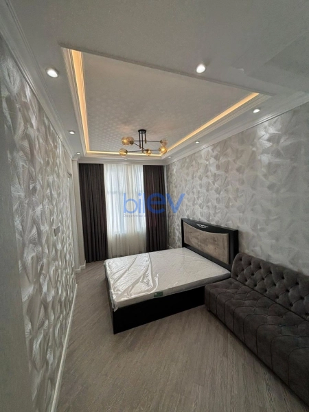 Aylıq Kirayə 3 otaqlı Yeni Tikili bina evi  80m², Bakı