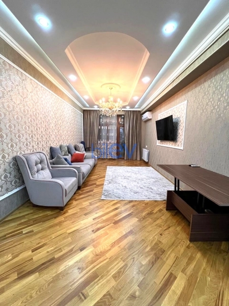 Aylıq Kirayə 3 otaqlı Yeni Tikili bina evi  115m², Bakı