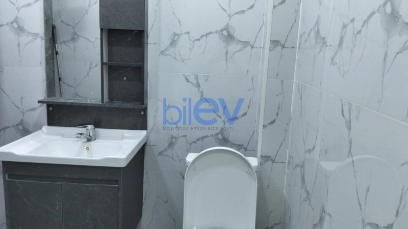 Aylıq Kirayə 2 otaqlı Köhnə Tikili bina evi  60m², Bakı