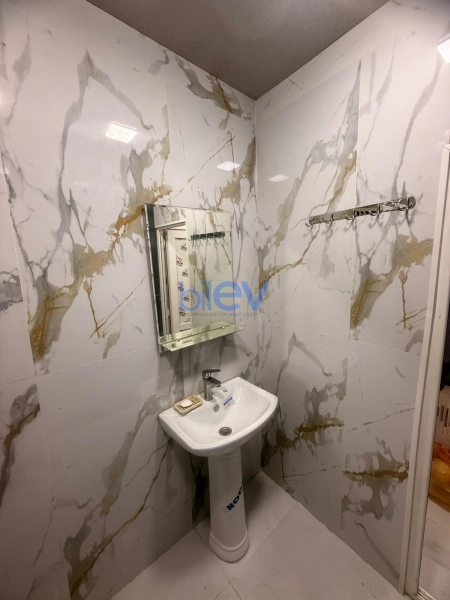 Aylıq Kirayə 2 otaqlı Köhnə Tikili bina evi  60m², Bakı