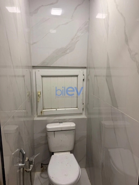 Aylıq Kirayə 2 otaqlı Köhnə Tikili bina evi  60m², Bakı