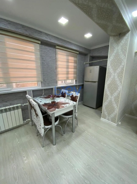 Aylıq Kirayə 2 otaqlı Köhnə Tikili bina evi  50m², Bakı