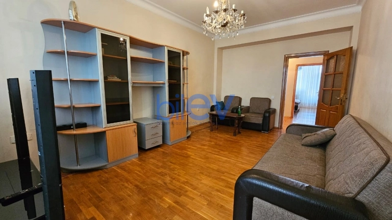 Aylıq Kirayə 4 otaqlı Yeni Tikili bina evi  178m², Bakı