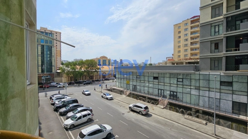 Aylıq Kirayə 4 otaqlı Yeni Tikili bina evi  178m², Bakı