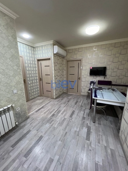 Aylıq Kirayə 3 otaqlı Yeni Tikili bina evi  60m², Xırdalan