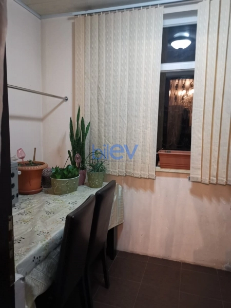 Aylıq Kirayə 2 otaqlı Köhnə Tikili bina evi  50m², Bakı