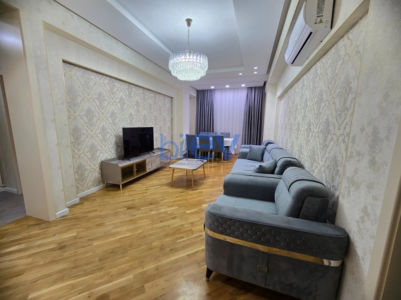 Aylıq Kirayə 3 otaqlı Yeni Tikili bina evi  105m², Bakı