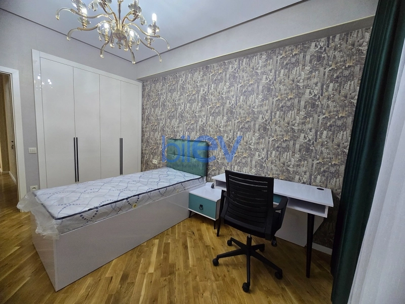 Aylıq Kirayə 3 otaqlı Yeni Tikili bina evi  105m², Bakı