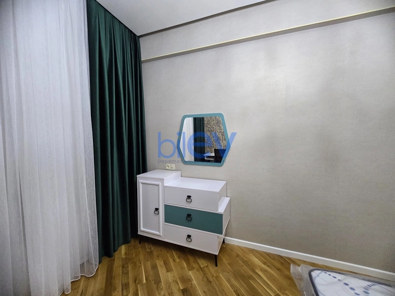 Aylıq Kirayə 3 otaqlı Yeni Tikili bina evi  105m², Bakı