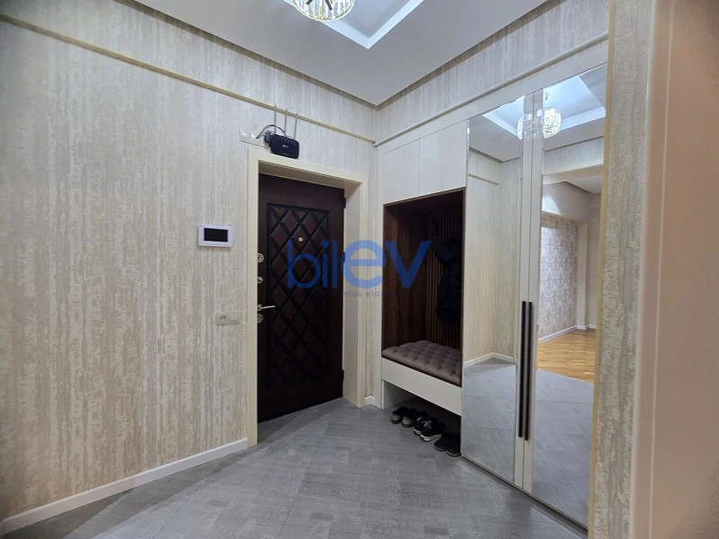 Aylıq Kirayə 3 otaqlı Yeni Tikili bina evi  105m², Bakı
