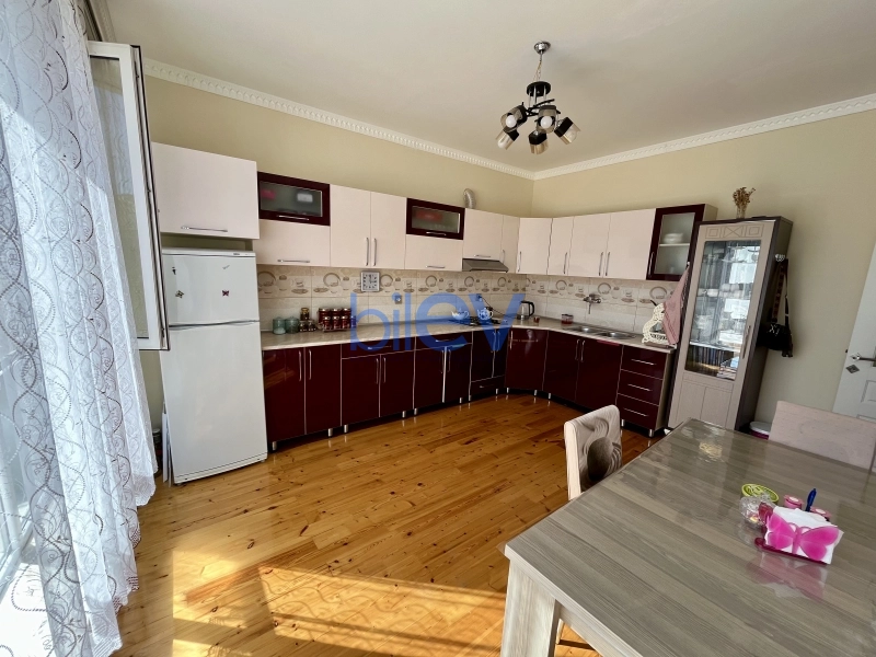 Satış 7 otaqlı Həyət evi  370m², Xırdalan
