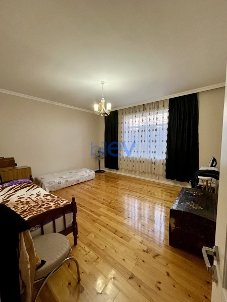 Satış 7 otaqlı Həyət evi  370m², Xırdalan